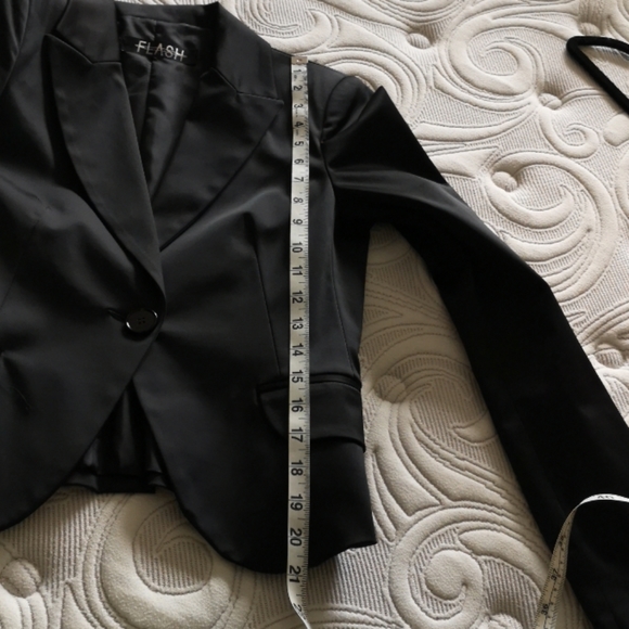 NWOT Black Notch Collar Blazer - Picture 13 of 16
